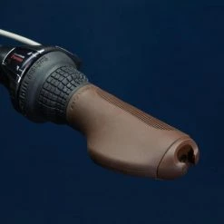 VELO DE VILLE ELECTRIQUE ELOPS 900 E CADRE BAS BLEU MARINE 16 VELO DE VILLE ELECTRIQUE ELOPS 900 E CADRE BAS BLEU MARINE -Vélos éLectriques Soldes velo de ville electrique elops 900 e cadre bas bleu marine 3 600x600 1