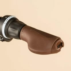 VELO DE VILLE ELOPS 520 CADRE BAS BLEU JEANS -Vélos éLectriques Soldes velo de ville elops 520 cadre bas bleu jeans 3 600x600 1