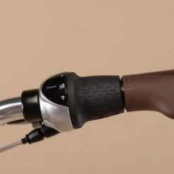 VELO DE VILLE ELOPS 540 CADRE BAS ROUGE BRIQUE 24 VELO DE VILLE ELOPS 540 CADRE BAS ROUGE BRIQUE -Vélos éLectriques Soldes velo de ville elops 540 cadre bas rouge brique 6 600x600 1