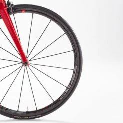 VELO ROUTE EDR CF DURA ACE ROUGE 22 VELO ROUTE EDR CF DURA ACE ROUGE -Vélos éLectriques Soldes velo route edr cf dura ace rouge 7 600x600 1