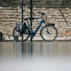 VÉLO VILLE ÉLECTRIQUE - NEOMOUV ELAIA 2 - GRAPHITE -Vélos éLectriques Soldes velo ville electrique neomouv elaia 2 graphite 7 600x600 1