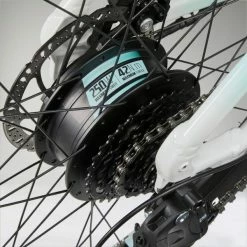 VÉLO VTT ÉLECTRIQUE E-ST100 FEMME BLANC 27''5 18 VÉLO VTT ÉLECTRIQUE E-ST100 FEMME BLANC 27''5 -Vélos éLectriques Soldes velo vtt electrique e st100 femme blanc 275 6 600x600 1