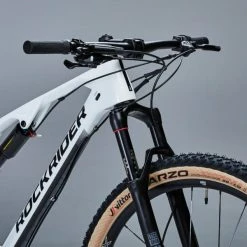 VÉLO VTT TOUT SUSPENDU ROCKRIDER XC 900 S 29'' CARBONE -Vélos éLectriques Soldes velo vtt tout suspendu rockrider xc 900 s 29 carbone 6 600x600 1